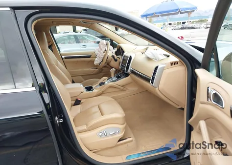 2016 Porsche Cayenne from USA, damaged, VIN WP1AA2A26GKA09375